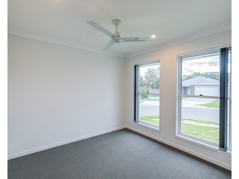 9 Graham Circuit, Logan Reserve QLD 4133