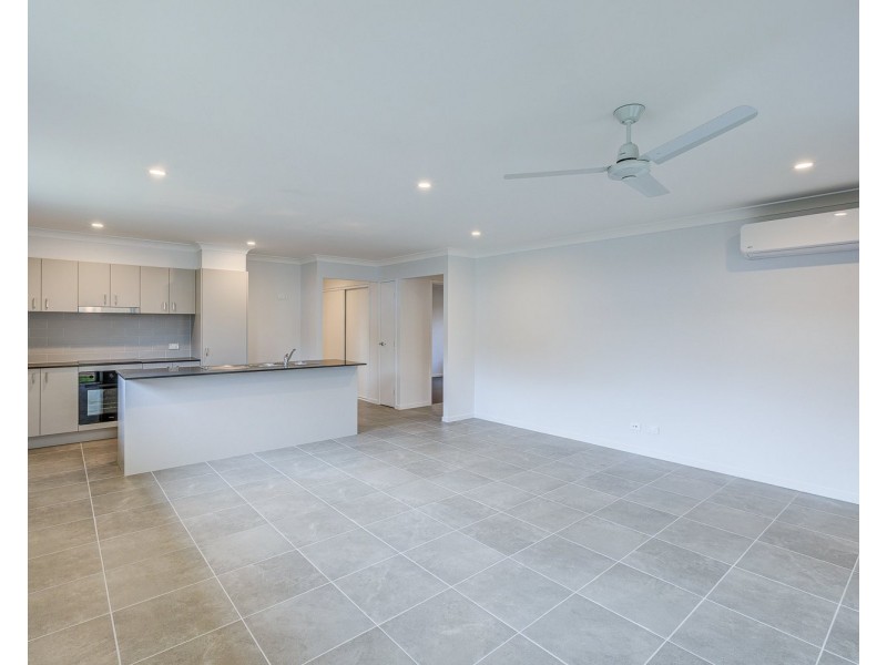 9 Graham Circuit, Logan Reserve QLD 4133