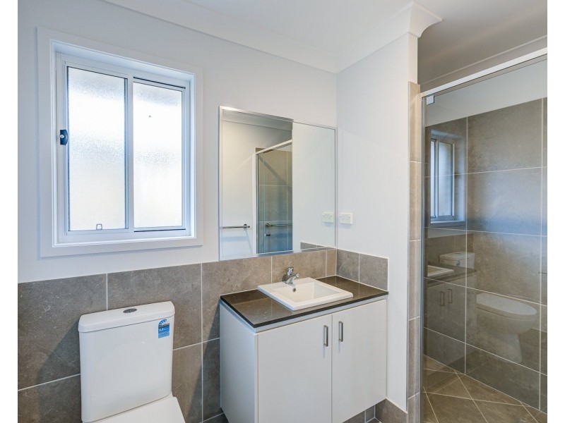 9 Graham Circuit, Logan Reserve QLD 4133