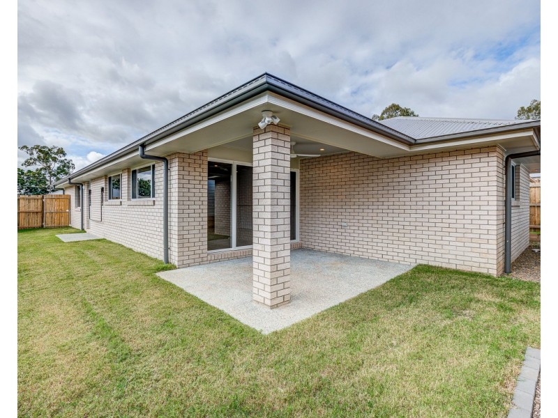 9 Graham Circuit, Logan Reserve QLD 4133