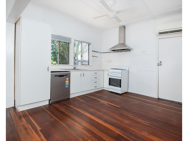 12 Margaret Street, Booval QLD 4304