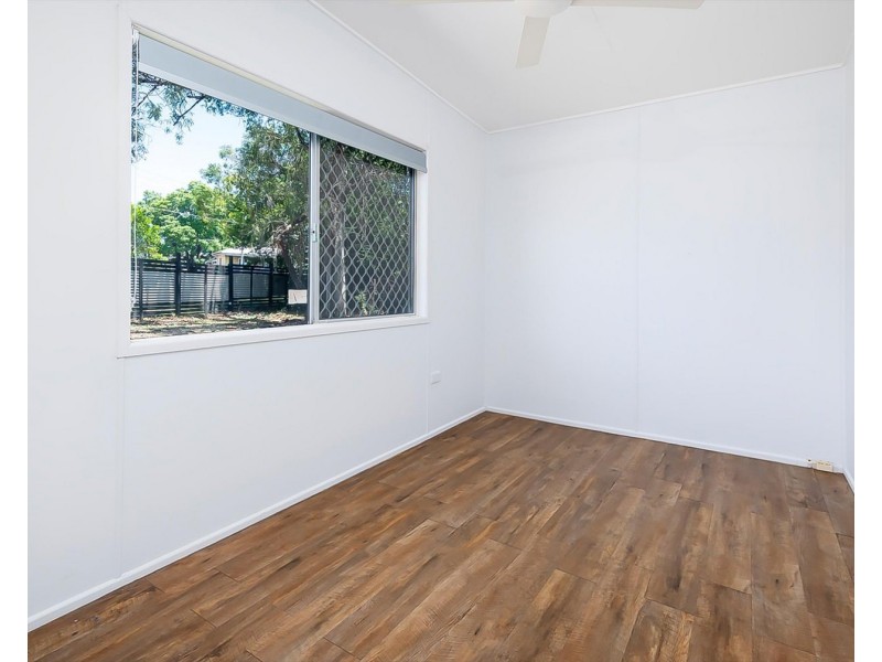 12 Margaret Street, Booval QLD 4304