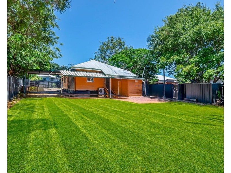 12 Margaret Street, Booval QLD 4304