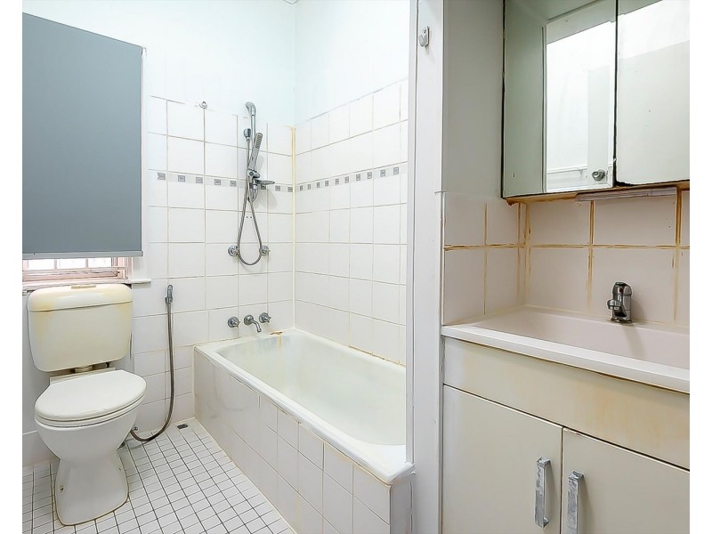 12 Margaret Street, Booval QLD 4304