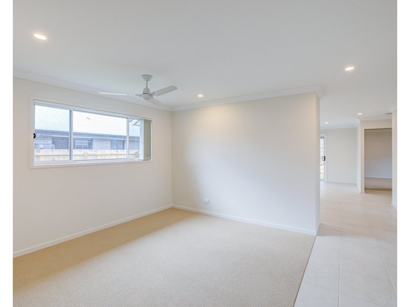 15 Maddox Street, Logan Reserve QLD 4133