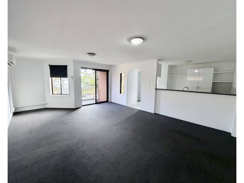 9/13-15 North Street, Southport QLD 4215