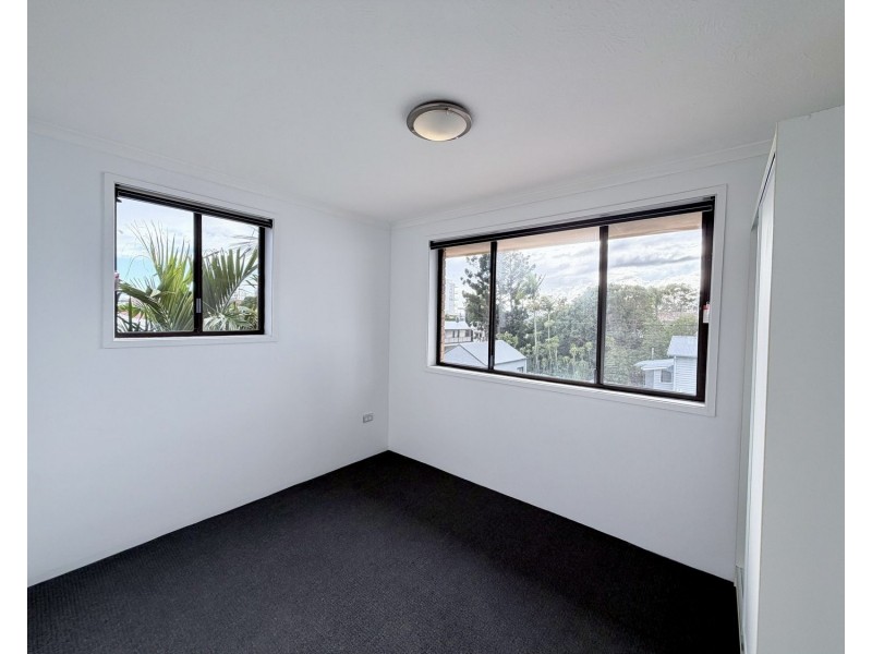 9/13-15 North Street, Southport QLD 4215