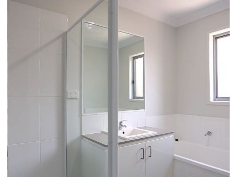70 Fountain Street, Pimpama QLD 4209