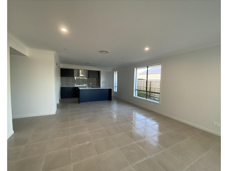 99 Anderson Drive, Greenbank QLD 4124