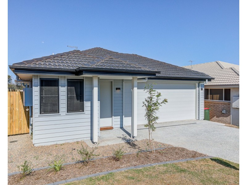 21 Raven Court, Park Ridge QLD 4125