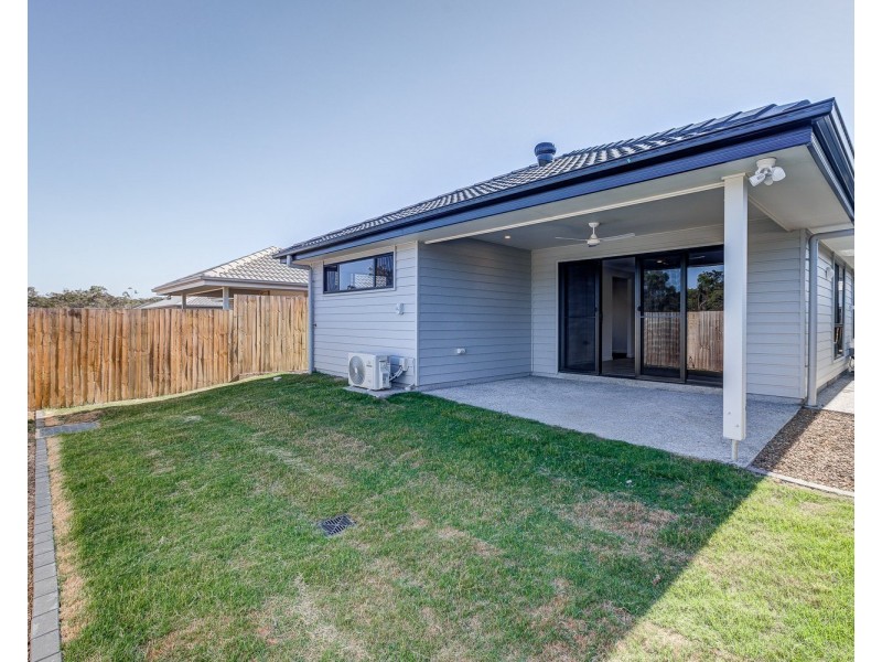 21 Raven Court, Park Ridge QLD 4125