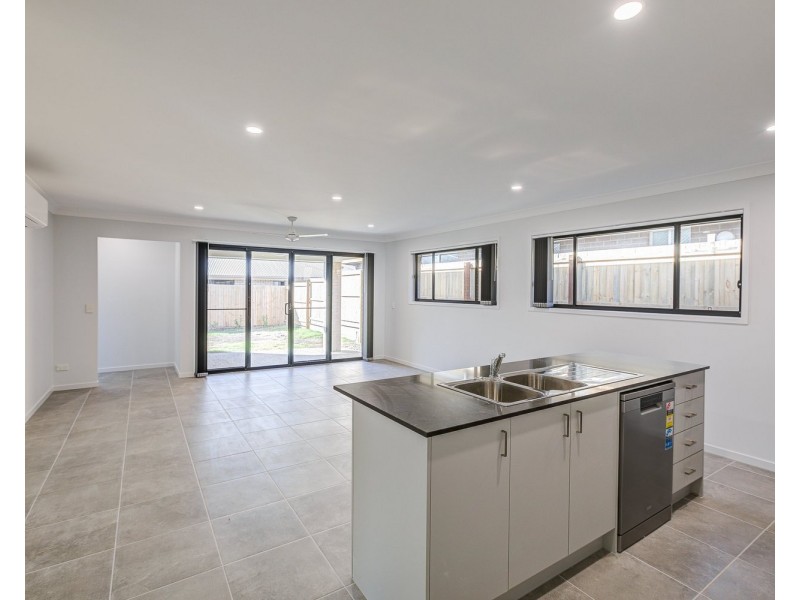 27 Cavanagh Drive, Logan Reserve QLD 4133