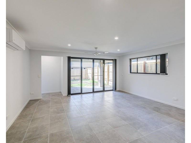27 Cavanagh Drive, Logan Reserve QLD 4133