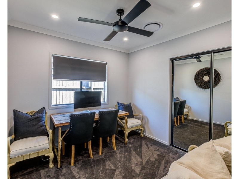 16 Scott Young Drive, Coomera QLD 4209