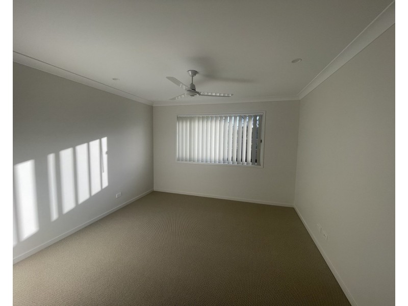 20 Graham Circuit, Logan Reserve QLD 4133