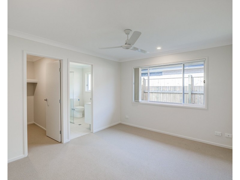 20 Graham Circuit, Logan Reserve QLD 4133