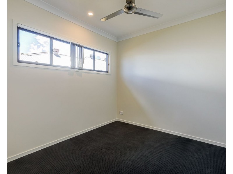 1/5 Merino Street, Park Ridge QLD 4125