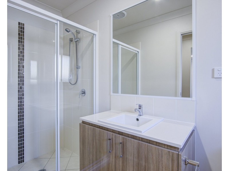44 Brookfield Street, Pimpama QLD 4209