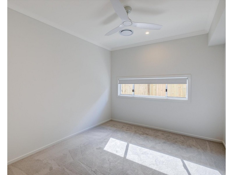 25 Cranberry Street, Greenbank QLD 4124