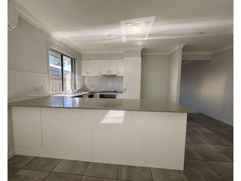 61 Greenwich Avenue, Pimpama QLD 4209