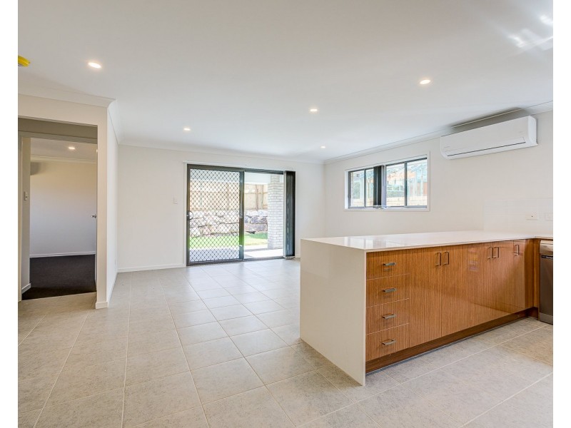 10 Nelms Circuit, Coomera QLD 4209