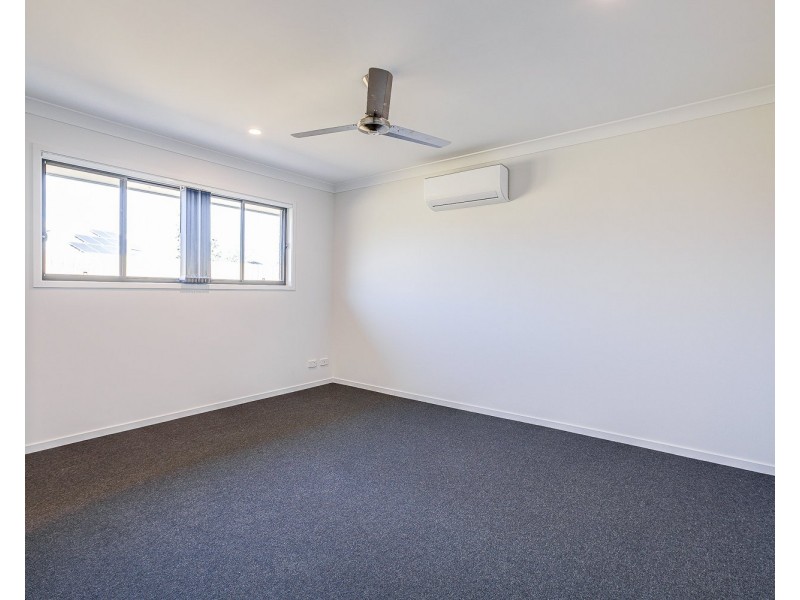 10 Nelms Circuit, Coomera QLD 4209