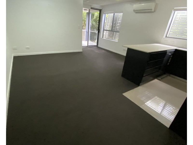 6/14-16 Proud Street, Labrador QLD 4215
