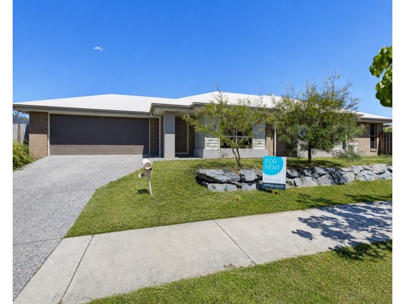 34 Hollyoak Crescent, Pimpama QLD 4209