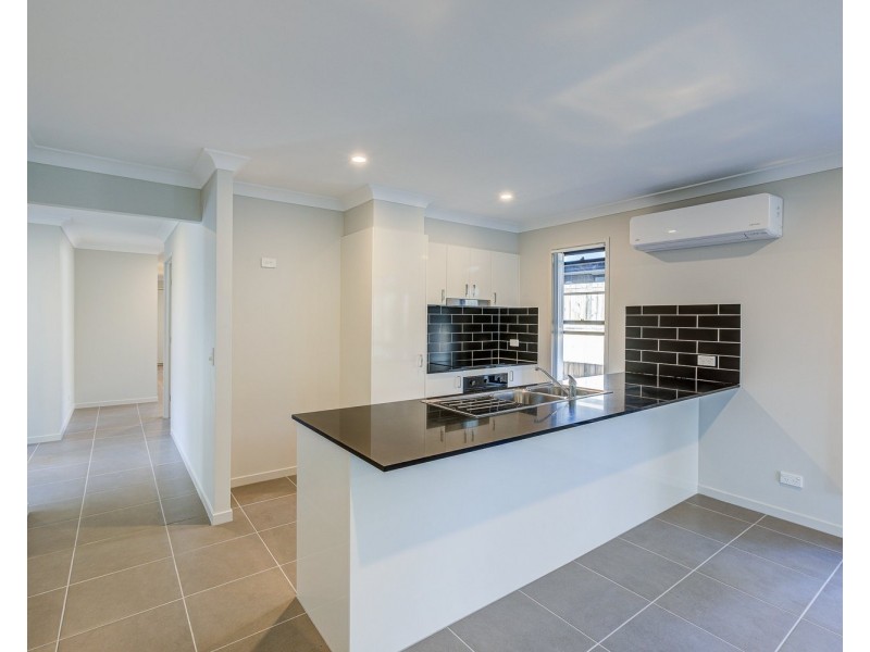 14 Graham Circuit, Logan Reserve QLD 4133