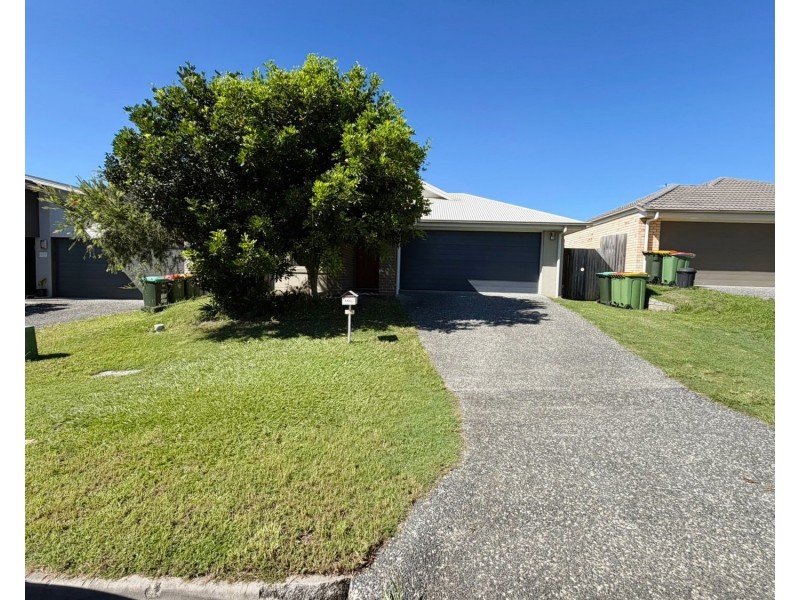 60 Augusta Boulevard, Pimpama QLD 4209
