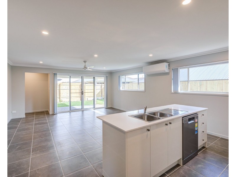 9 Carnaby Way, Logan Reserve QLD 4133