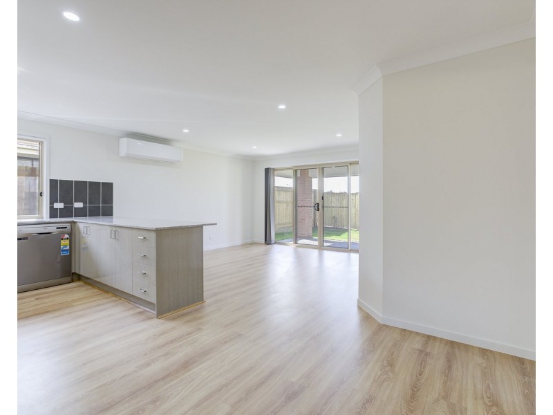 26 Scott Young Drive, Coomera QLD 4209