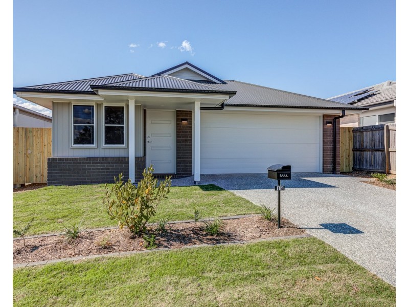 19 Hamersley Street, Pimpama QLD 4209