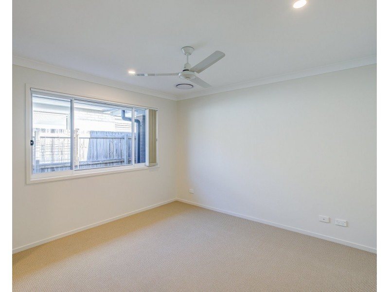 19 Hamersley Street, Pimpama QLD 4209