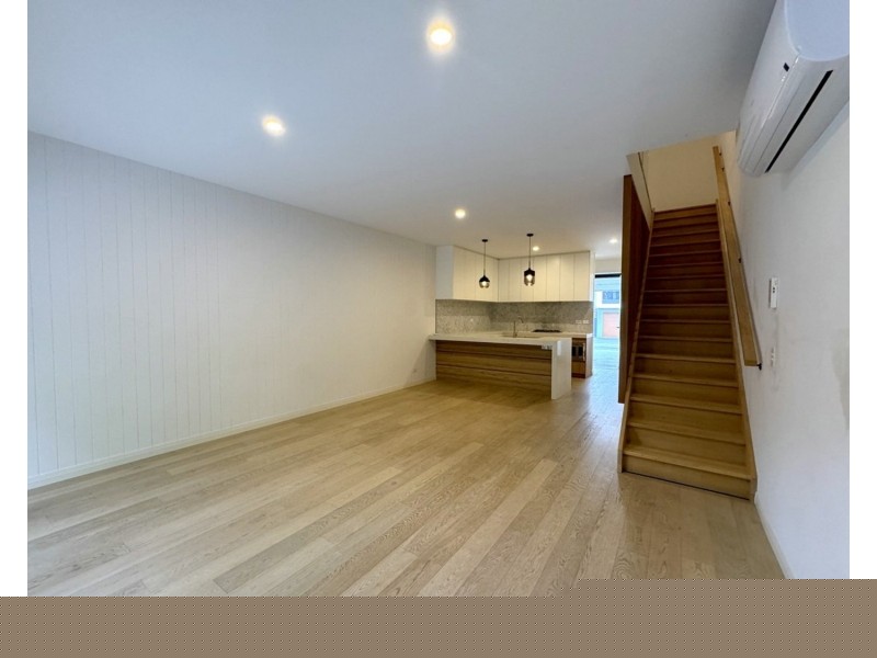 13/74 Hillview Parade, Ashmore QLD 4214