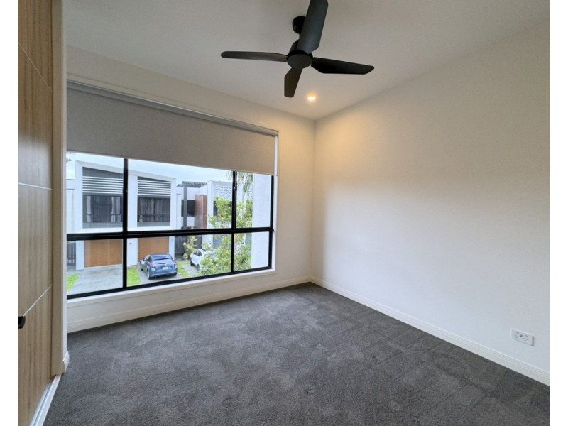 13/74 Hillview Parade, Ashmore QLD 4214