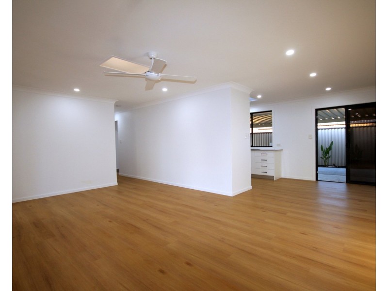 1/5 Brittney Court, Ashmore QLD 4214