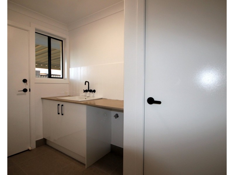 1/5 Brittney Court, Ashmore QLD 4214