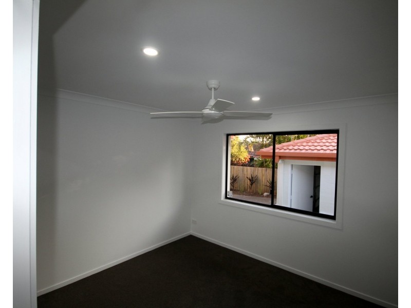 1/5 Brittney Court, Ashmore QLD 4214