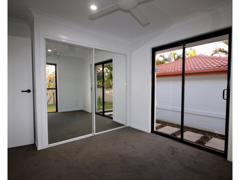 1/5 Brittney Court, Ashmore QLD 4214