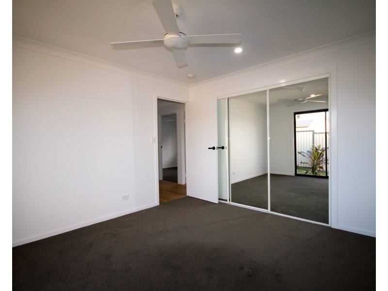 1/5 Brittney Court, Ashmore QLD 4214