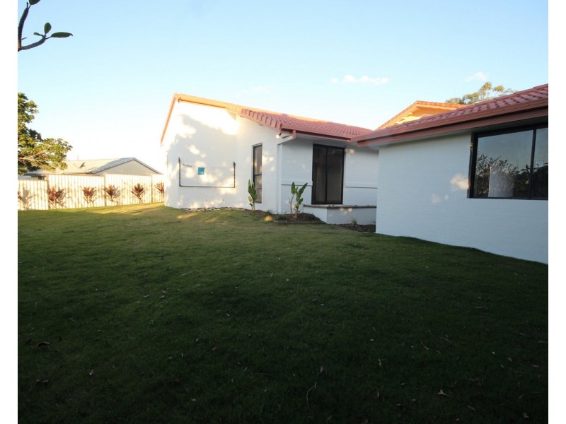 1/5 Brittney Court, Ashmore QLD 4214