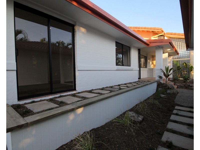 1/5 Brittney Court, Ashmore QLD 4214