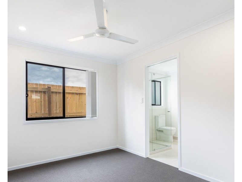 1/13 Mount Crosby Street, Park Ridge QLD 4125