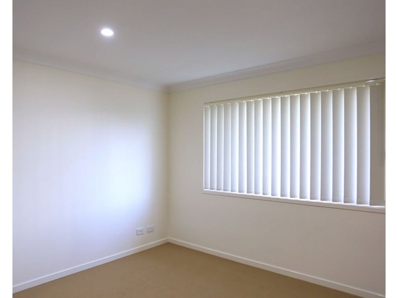 70 Brookfield Street, Pimpama QLD 4209