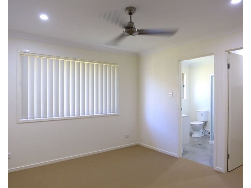 70 Brookfield Street, Pimpama QLD 4209