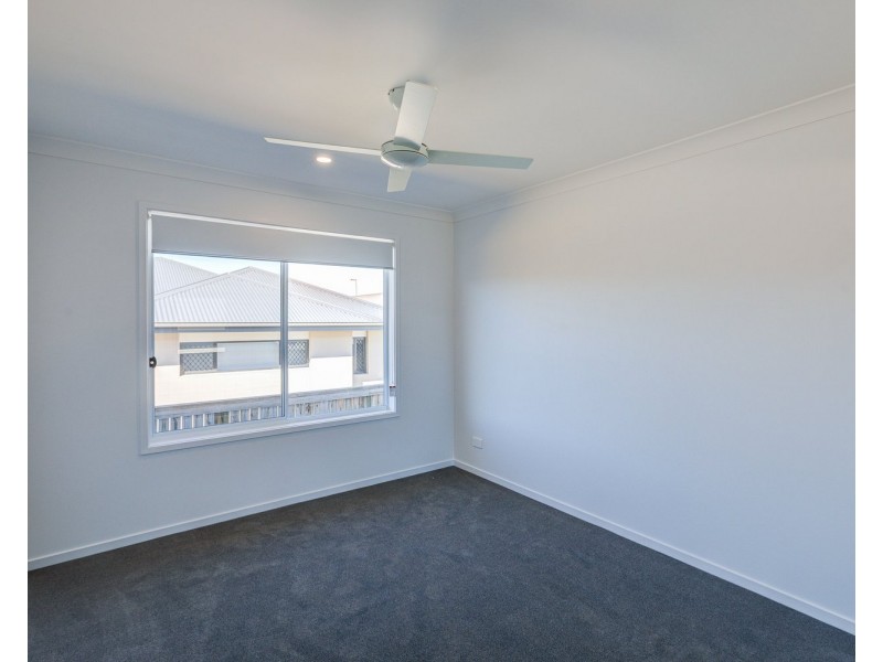 1/37 Snowdonia Crescent, Yarrabilba QLD 4207