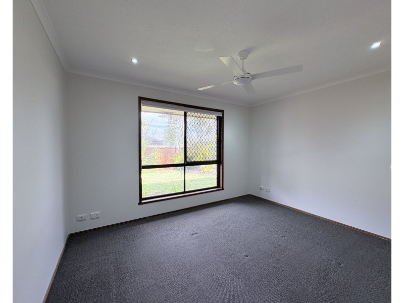 25 Menindee Avenue, Coombabah QLD 4216