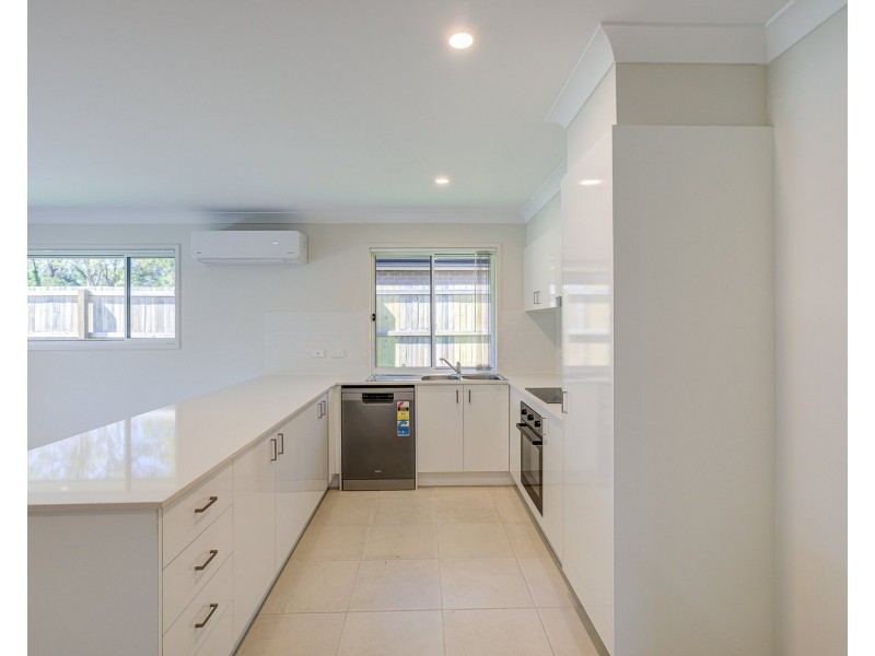 30 Graham Circuit, Logan Reserve QLD 4133