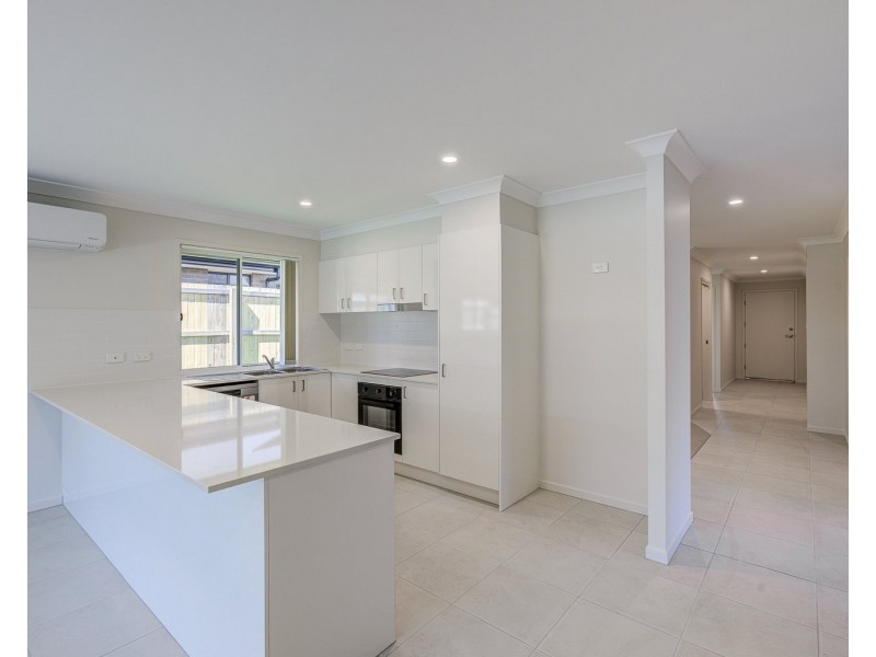 30 Graham Circuit, Logan Reserve QLD 4133
